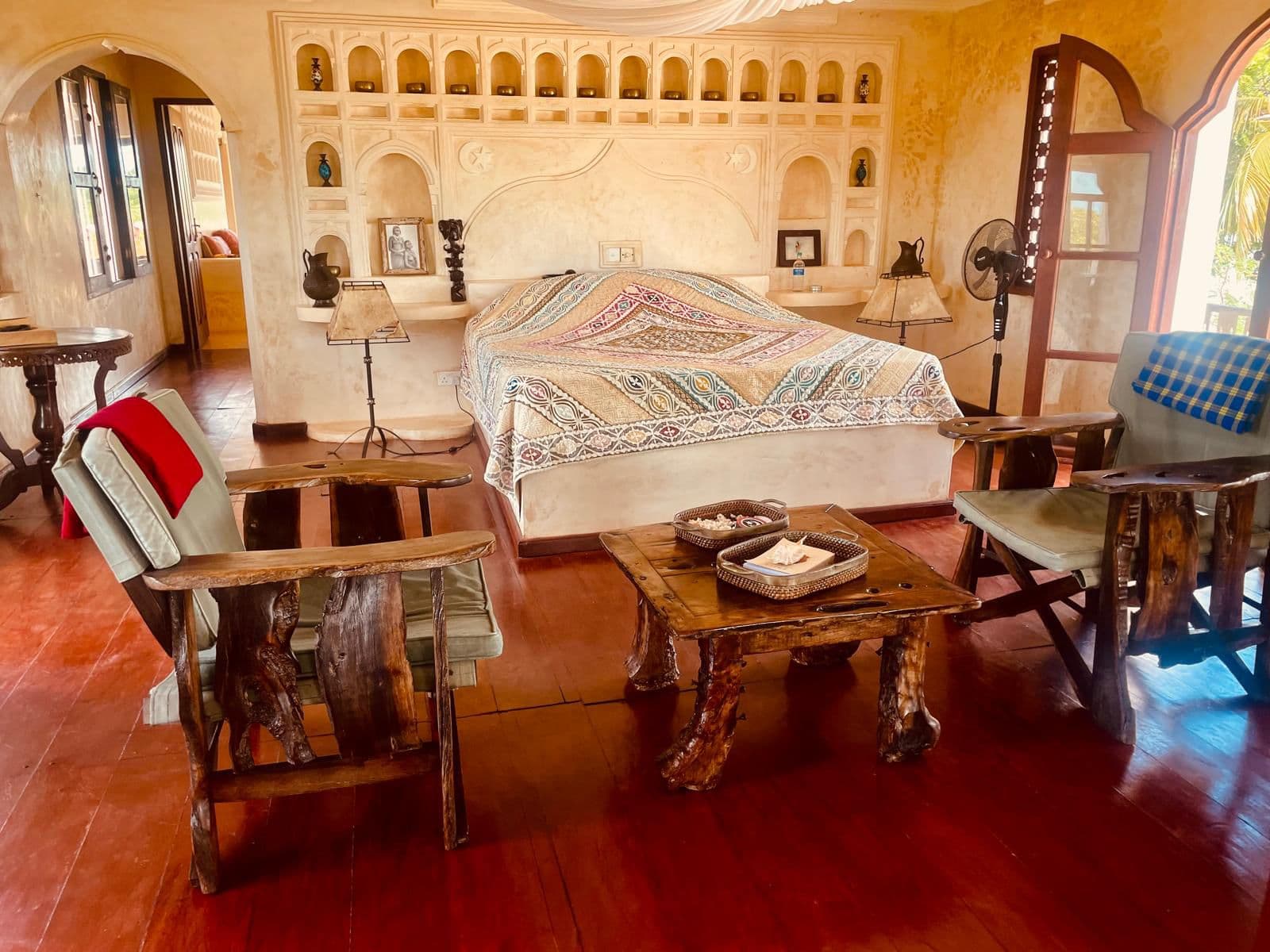 Outdoor or pool area